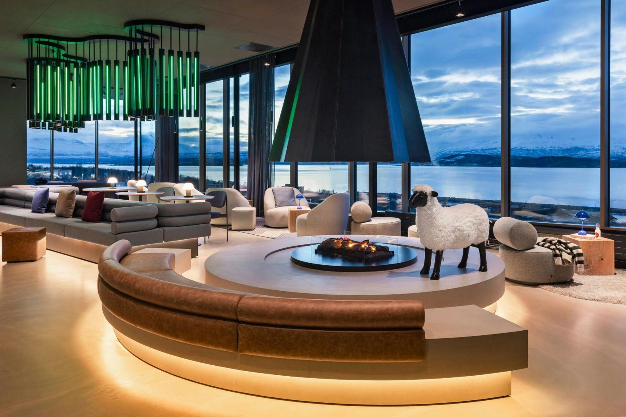 Moxy Tromso Tromsø Exterior foto